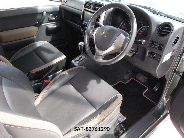 Suzuki JIMNY 2016-03 8742993-2