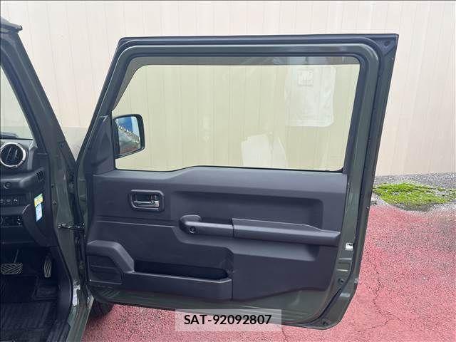 Suzuki JIMNY 2024-12 8742975-25