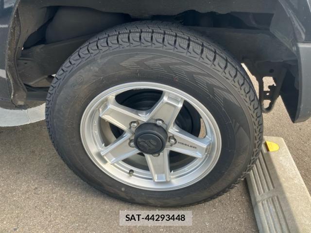 Suzuki JIMNY 2021-11 8742987-10