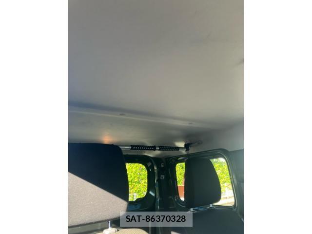 Suzuki JIMNY 2022-01 8742982-14