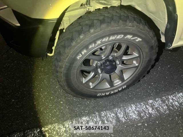 Suzuki JIMNY 2022-04 8742960-3