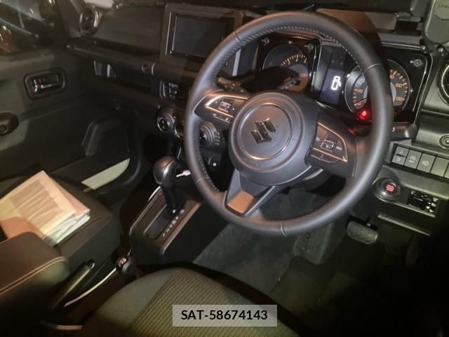 Suzuki JIMNY 2022-04 8742960-5