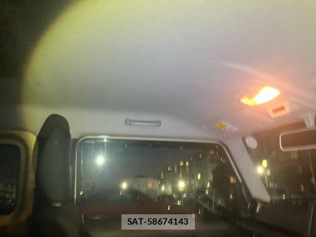 Suzuki JIMNY 2022-04 8742960-7