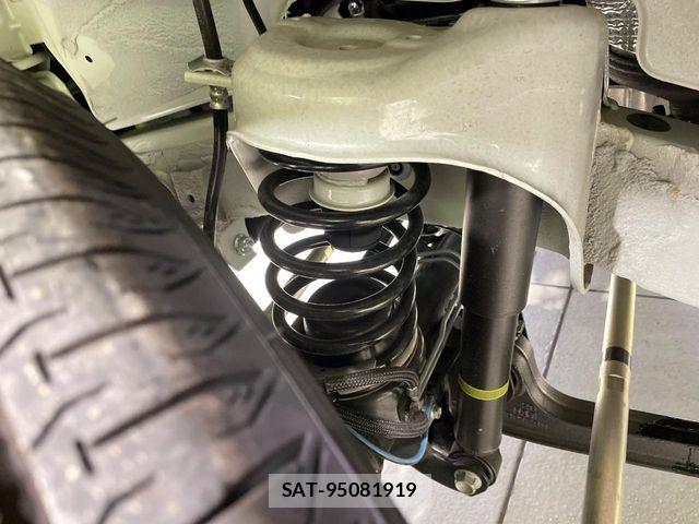 Suzuki JIMNY 2025-04 8742957-19