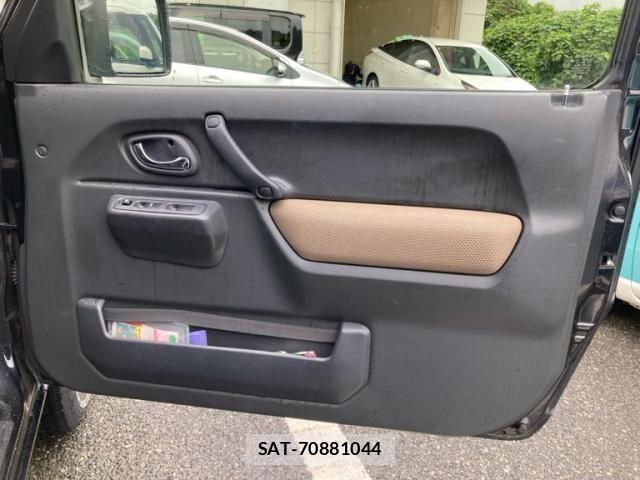 Suzuki JIMNY 2016-04 8743008-26
