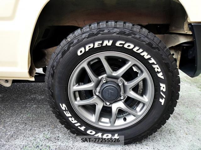 Suzuki JIMNY 2023-03 8742962-11