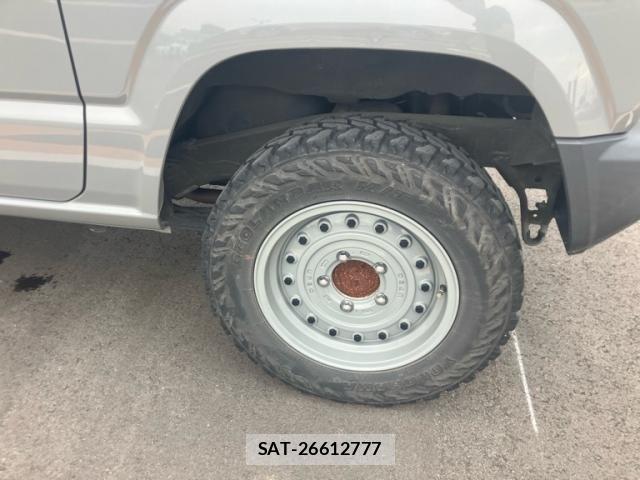 Suzuki JIMNY 2021-10 8780687-4