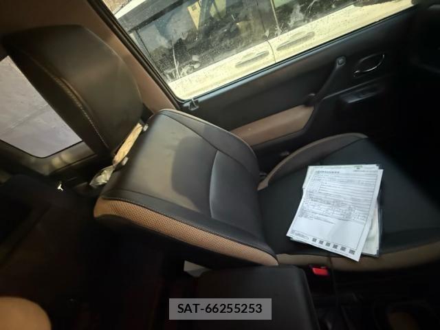 Suzuki JIMNY 2016-12 8780689-12
