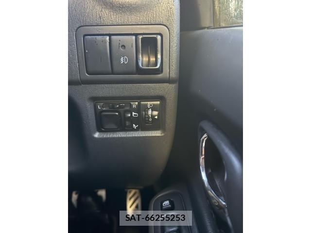 Suzuki JIMNY 2016-12 8780689-23