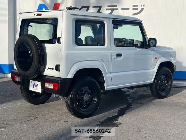 Suzuki JIMNY 2023-03 8780684-17