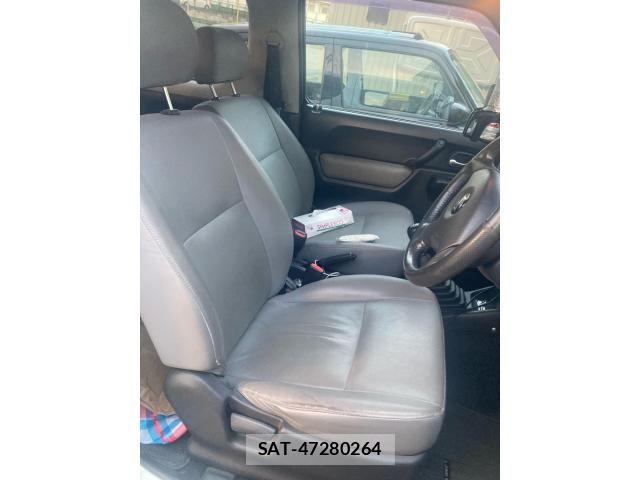 Suzuki JIMNY 2010-01 8780696-15
