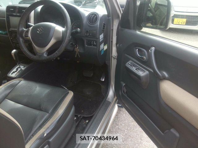 Suzuki JIMNY 2017-03 8796279-1