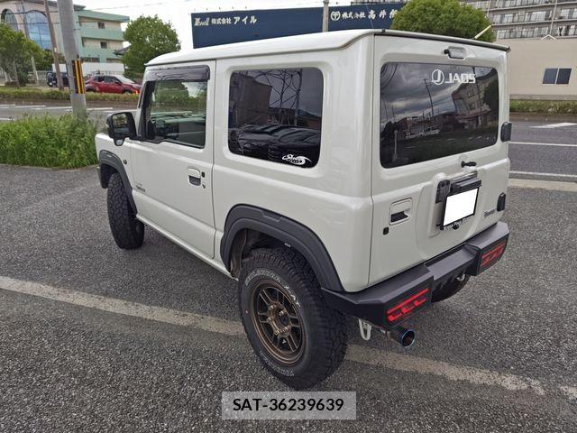 Suzuki JIMNY 2021-11 8829648-4