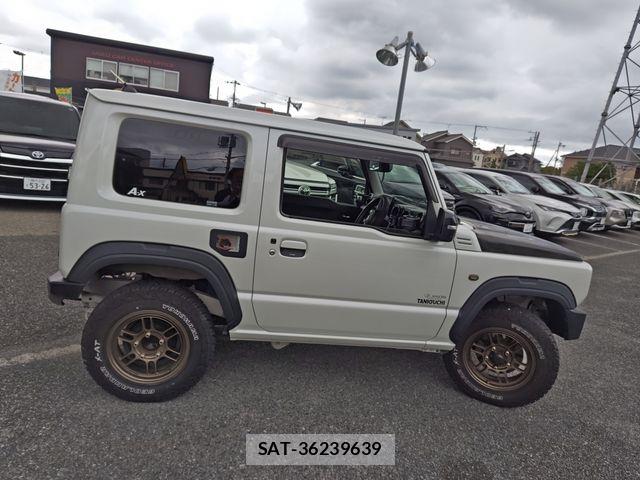 Suzuki JIMNY 2021-11 8829648-6