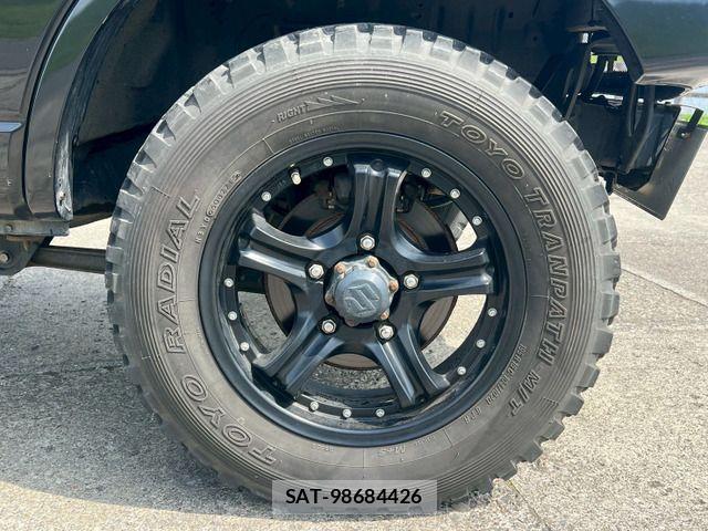 Suzuki JIMNY 2009-11 8829656-13