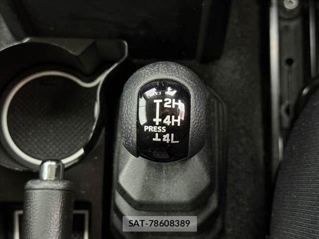 Suzuki JIMNY 2021-12 8829646-28