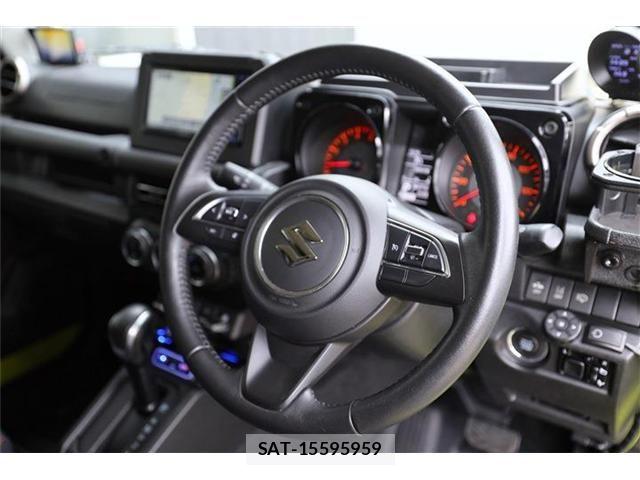 Suzuki JIMNY 2018-07 8829643-18