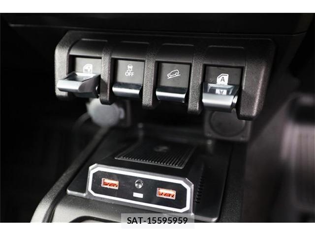 Suzuki JIMNY 2018-07 8829643-24