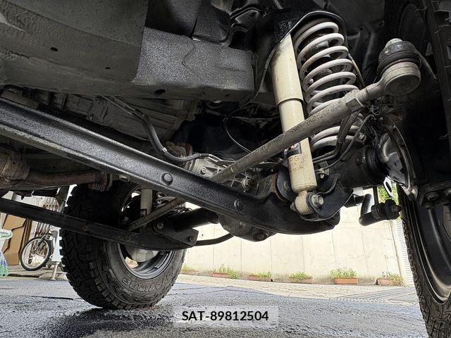 Suzuki JIMNY 2018-01 8829654-9