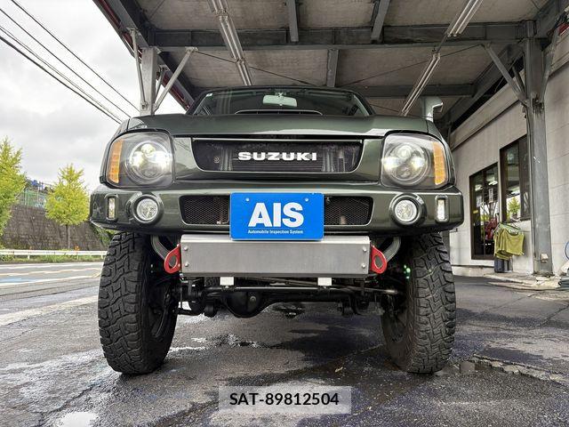 Suzuki JIMNY 2018-01 8829654-10
