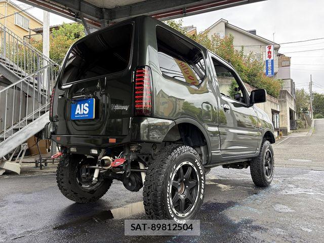 Suzuki JIMNY 2018-01 8829654-12