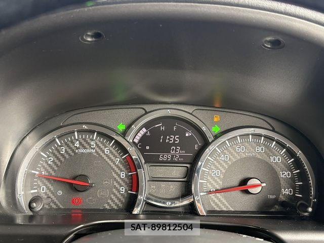Suzuki JIMNY 2018-01 8829654-15