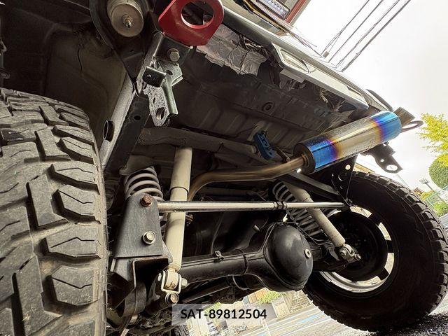 Suzuki JIMNY 2018-01 8829654-18