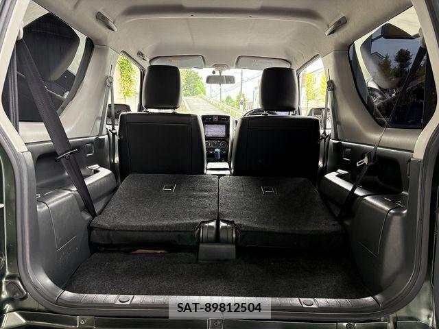 Suzuki JIMNY 2018-01 8829654-24