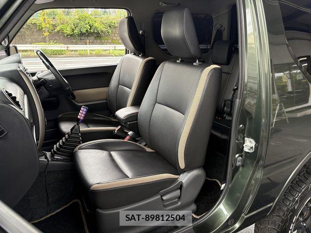 Suzuki JIMNY 2018-01 8829654-27