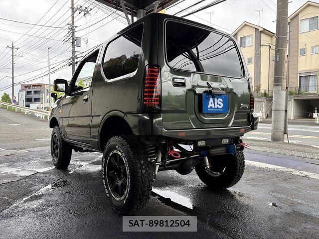 Suzuki JIMNY 2018-01 8829654-2