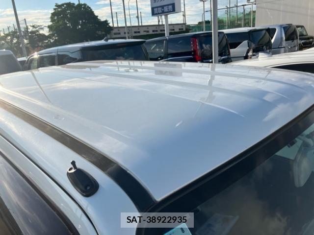 Suzuki JIMNY 2011-11 8829657-3