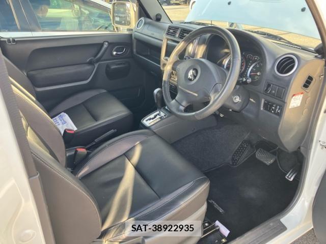 Suzuki JIMNY 2011-11 8829657-8