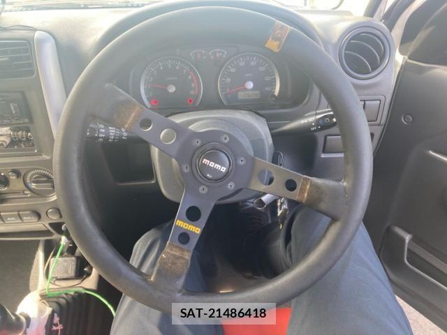 Suzuki JIMNY 2011-11 8829660-11