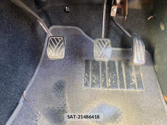Suzuki JIMNY 2011-11 8829660-15