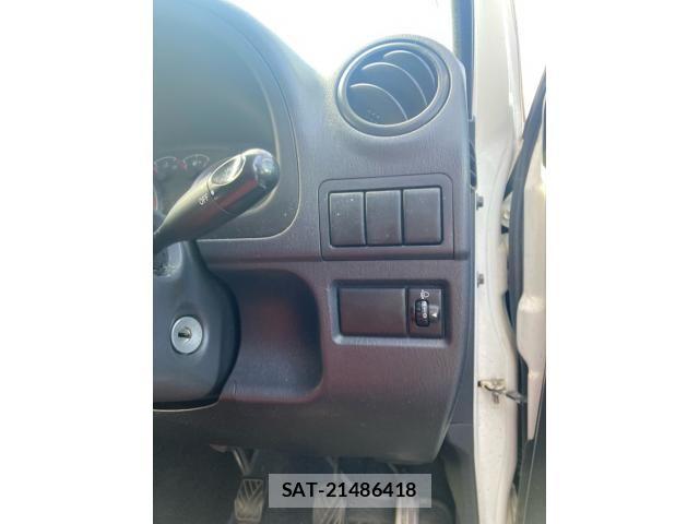 Suzuki JIMNY 2011-11 8829660-16