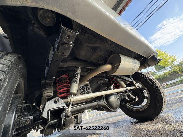 Suzuki JIMNY 2016-03 8829652-16