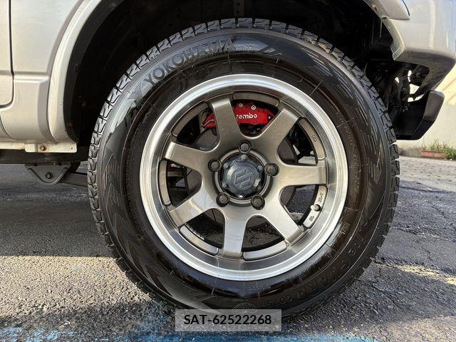 Suzuki JIMNY 2016-03 8829652-17