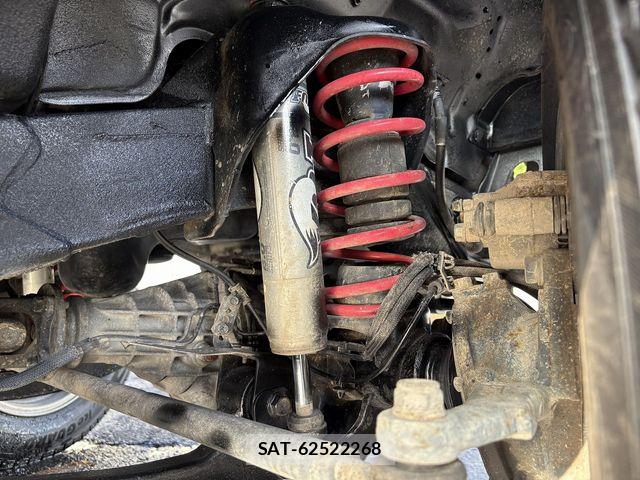 Suzuki JIMNY 2016-03 8829652-18