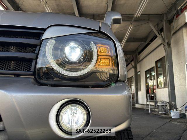 Suzuki JIMNY 2016-03 8829652-21
