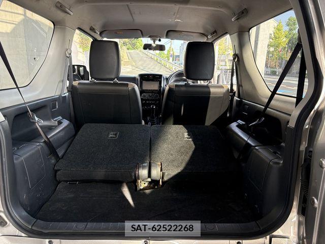 Suzuki JIMNY 2016-03 8829652-24