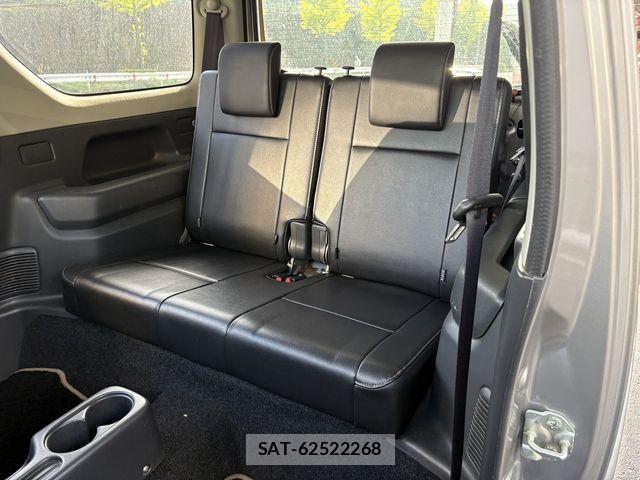 Suzuki JIMNY 2016-03 8829652-26