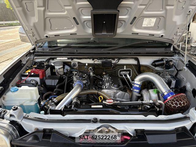 Suzuki JIMNY 2016-03 8829652-3