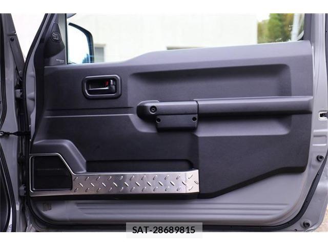 Suzuki JIMNY 2023-02 8849429-14