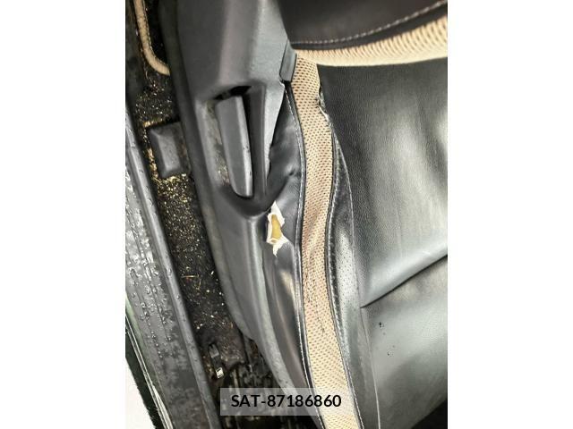 Suzuki JIMNY 2016-02 8849444-12