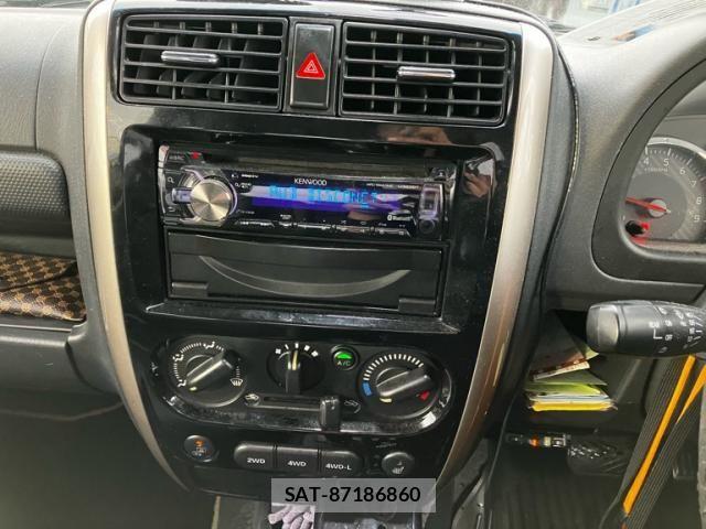 Suzuki JIMNY 2016-02 8849444-15