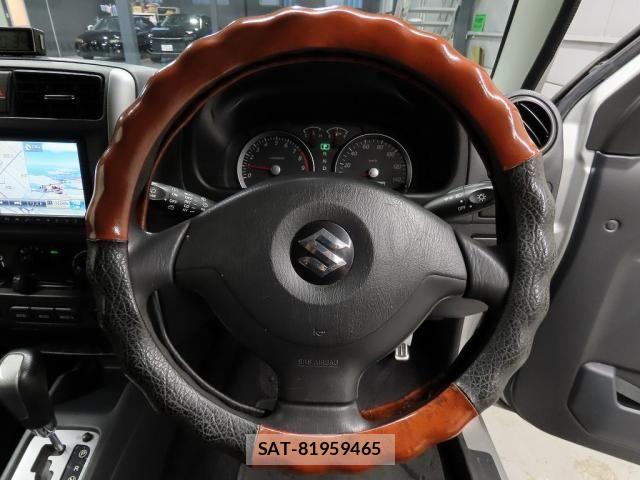 Suzuki JIMNY 2005-01 8849448-21