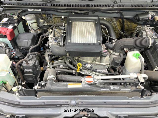 Suzuki JIMNY 2015-01 8849440-17