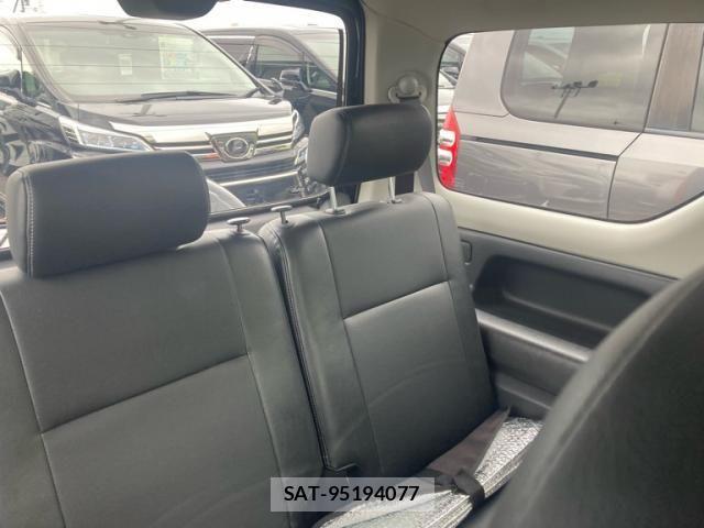 Suzuki JIMNY 2011-12 8849445-13