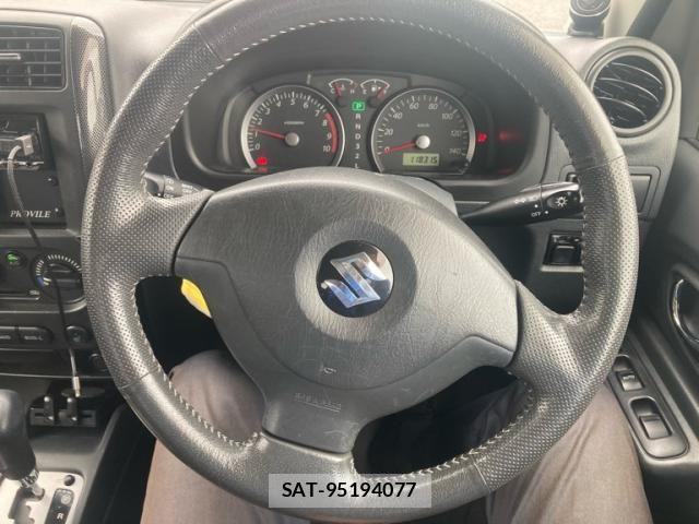 Suzuki JIMNY 2011-12 8849445-15