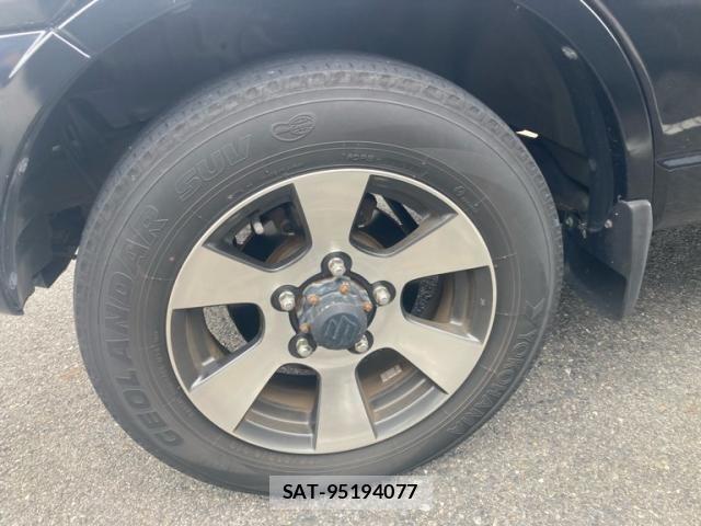 Suzuki JIMNY 2011-12 8849445-5